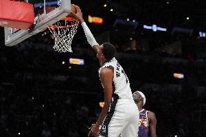 ClutchPoints调查:30位媒体人票选DPOY 文班亚马豪取29票领跑 奥萨尔仅获1票